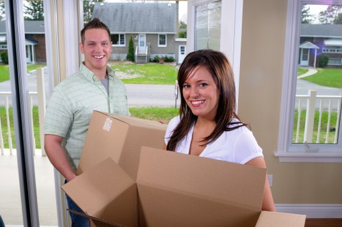 Professional moving services by Storage Harringay team