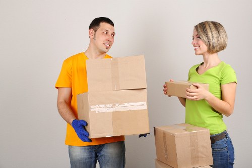 Flexible storage solutions with moving trucks in Harringay